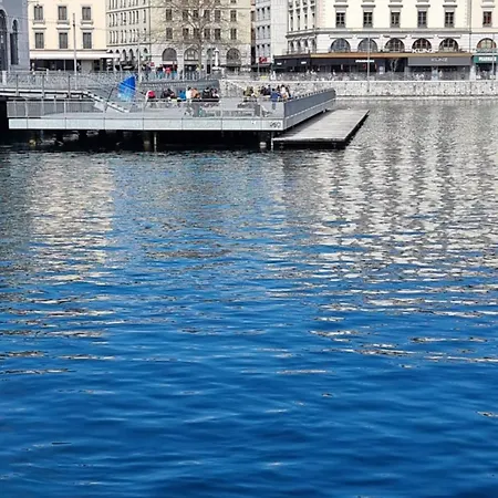 Blue-lake View *